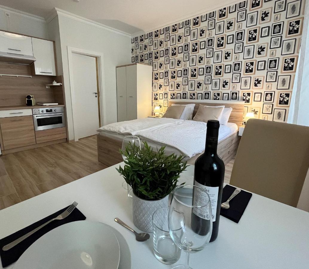 Camille Apartmanhouse Budapest Exterior photo