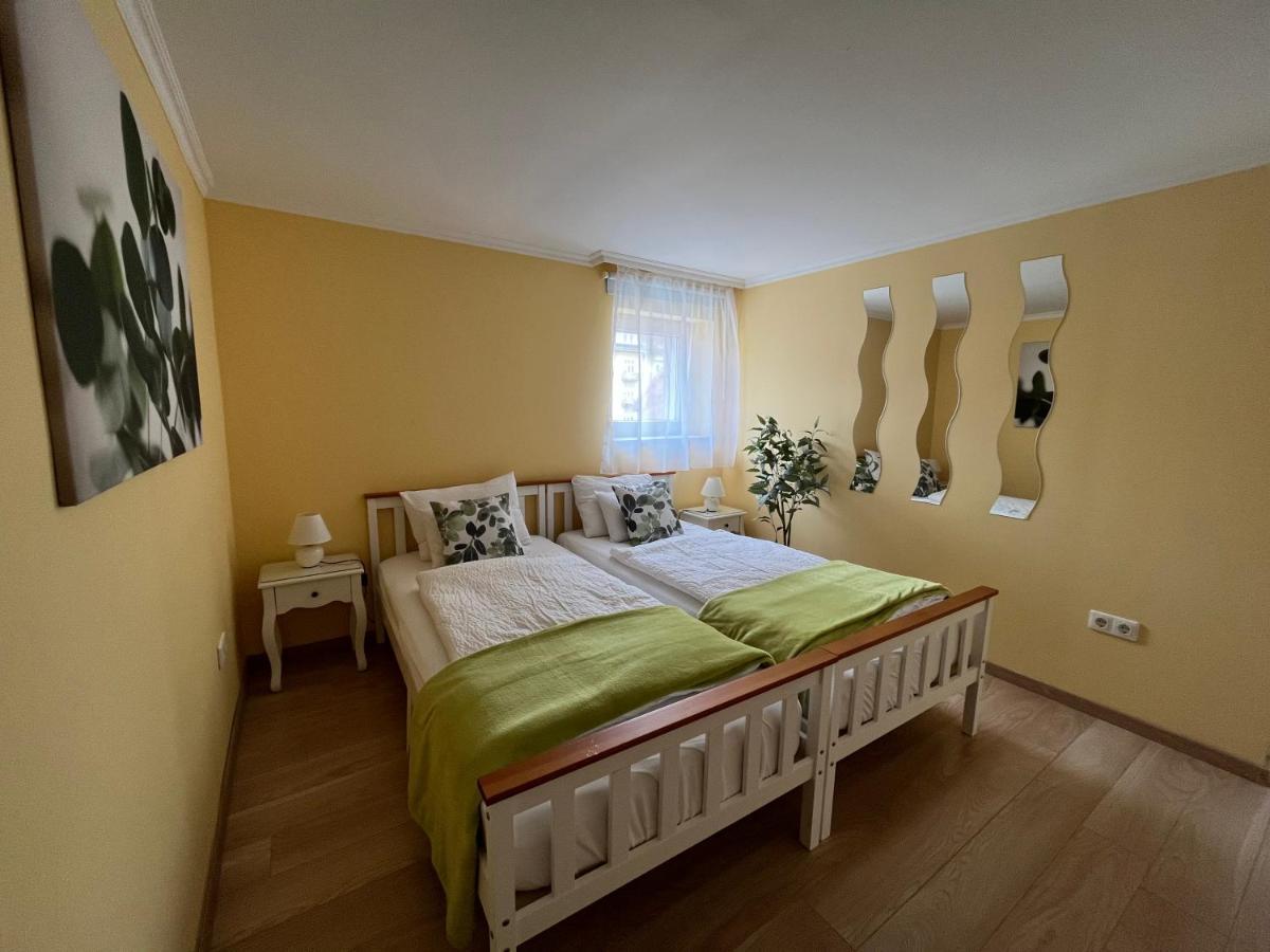 Camille Apartmanhouse Budapest Exterior photo
